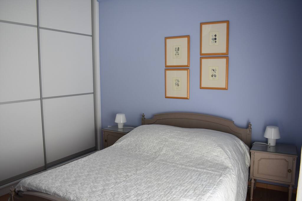 Bedroom Double bed and closet
