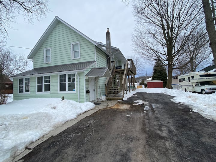 The Water street Inn Apartment Apartments for Rent in Napanee, Ontario, Canada Airbnb