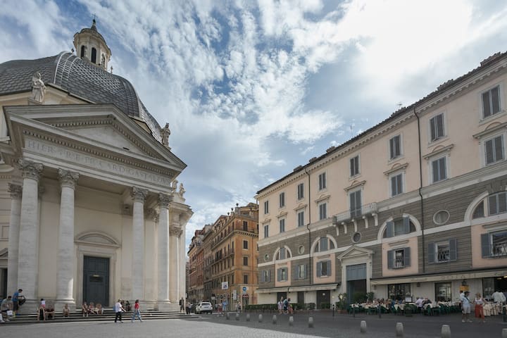 piazza del popolo exclusive apartment gallery image 2