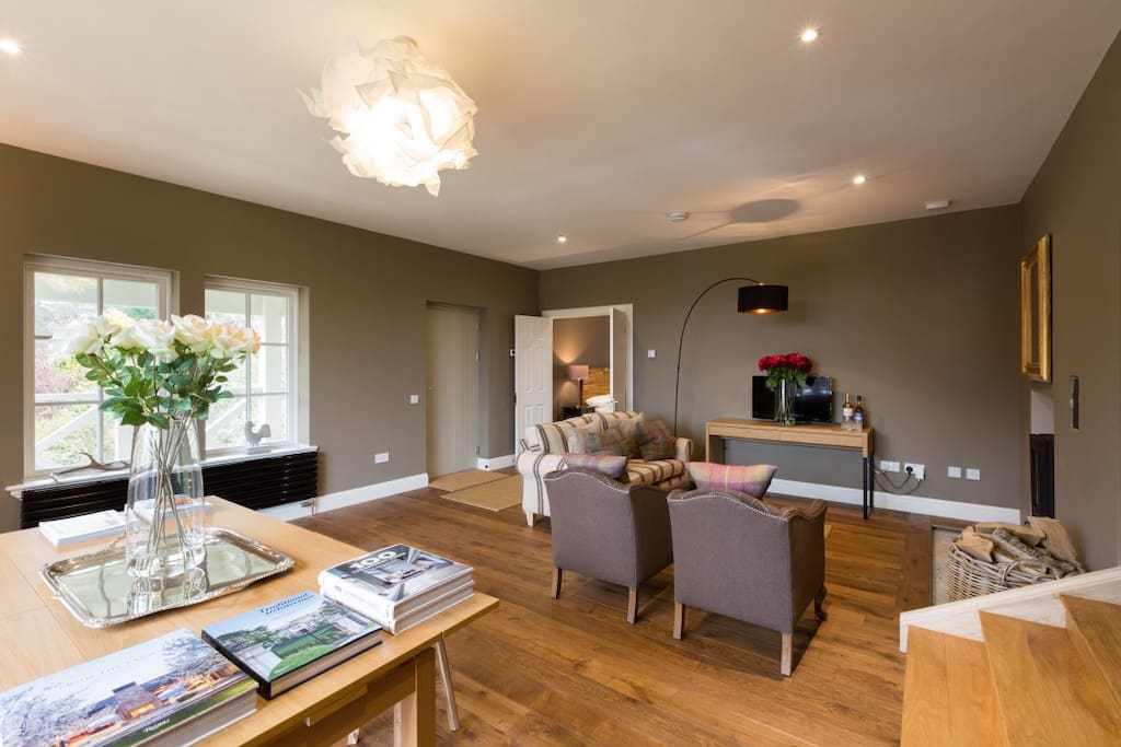 Private drawing room
