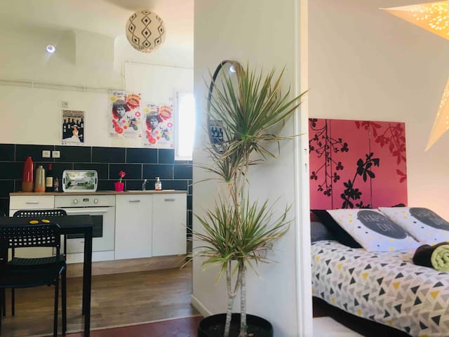 Airbnb Place Saint Victor Vacation Rentals Places To Airbnb Place Saint Victor Vacation Rentals Places To