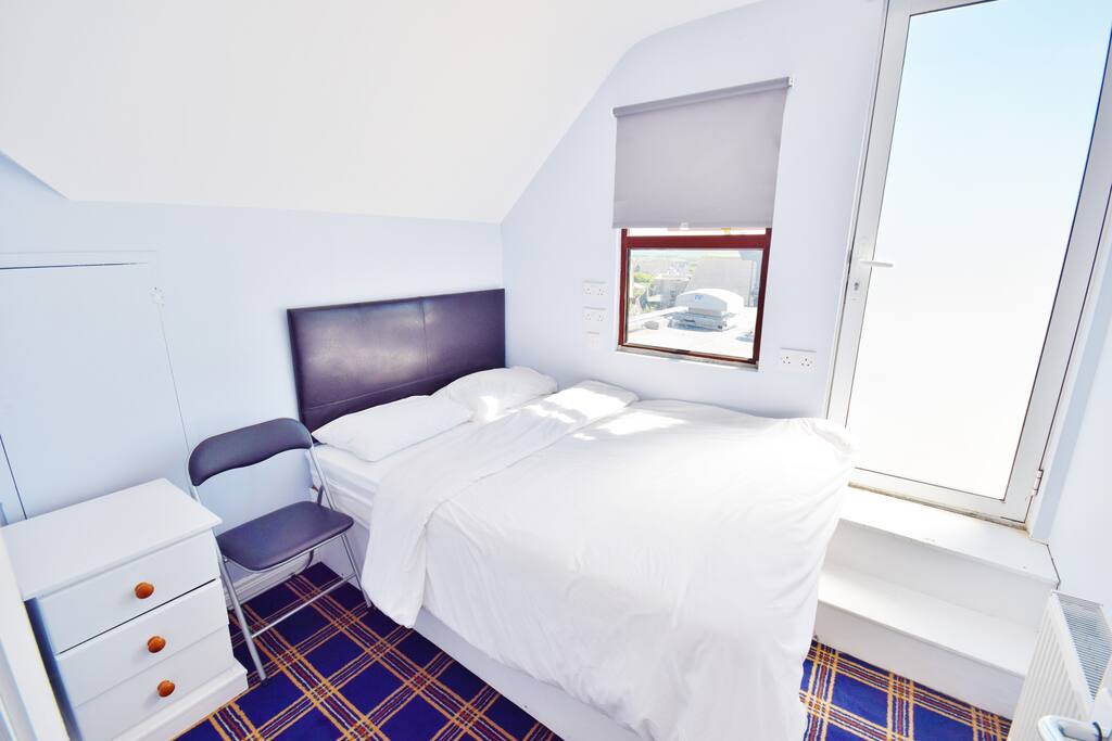 Private Rooms