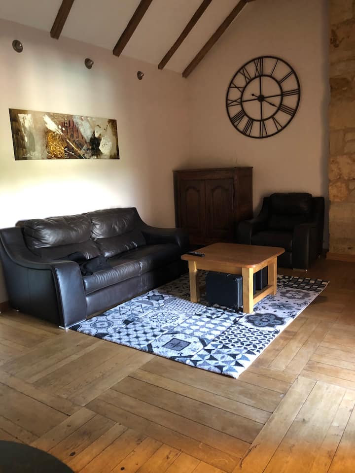 Maison De Caractère En Pierres, à La Campagne. - Aveyron