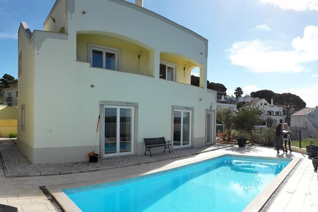 devant la maison