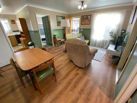 Grumpy's Flat, Pets welcome, Free Wi-Fi
