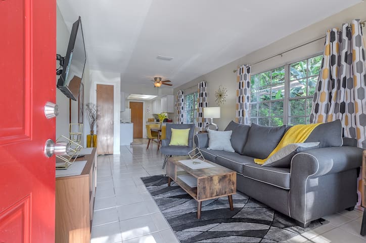 Airbnb Brandon Vacation Rentals Places To Stay Florida