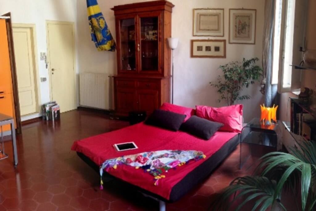 soggiorno con divano letto