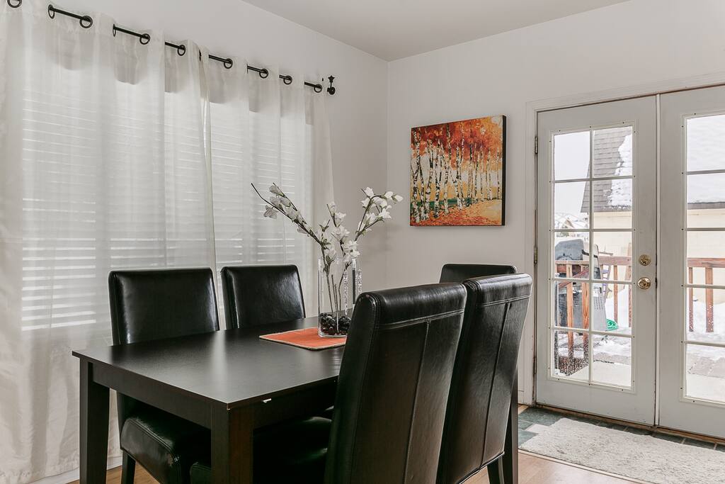 Great dining space to host an intimate dinner or enjoy some family time.