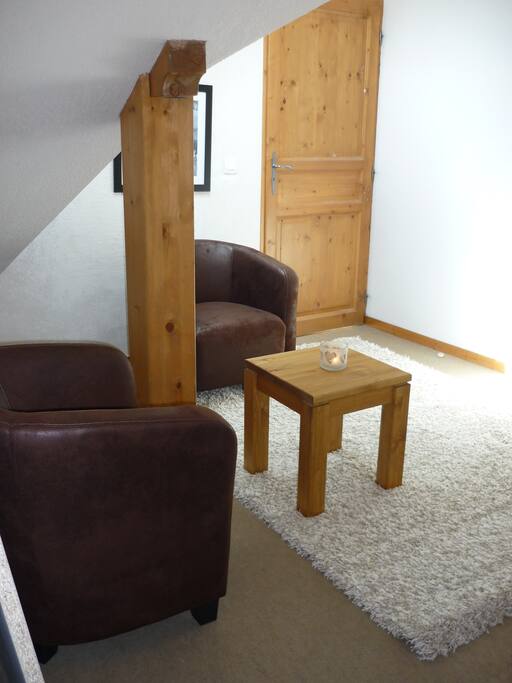 petit salon dans la mezzanine