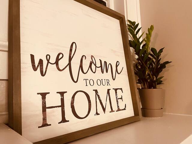 3 blocks to Strong/Golisano, UofR gallery image 3