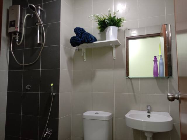 Homestay Idaman Ascotte Boulevard Semenyih Condominiums For Rent In Semenyih Selangor Malaysia
