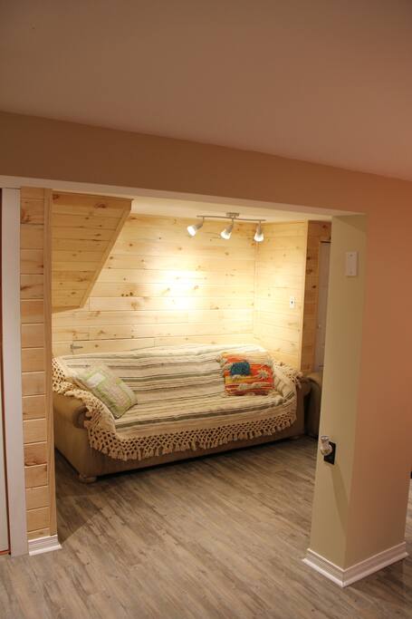 Pull Out Couch