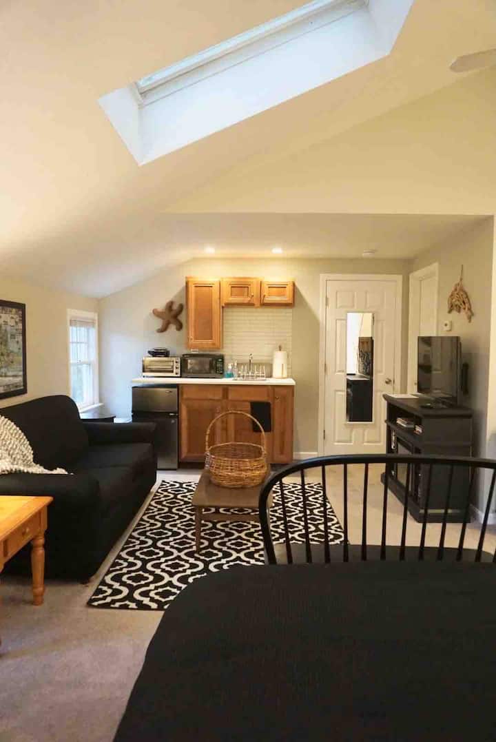 My Happy Place Apartments for Rent in Plympton, Massachusetts, United