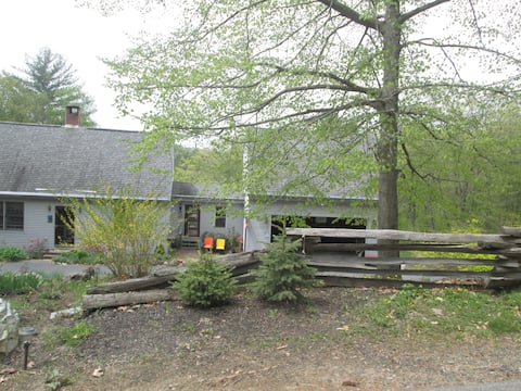 Cozy Country Studio
