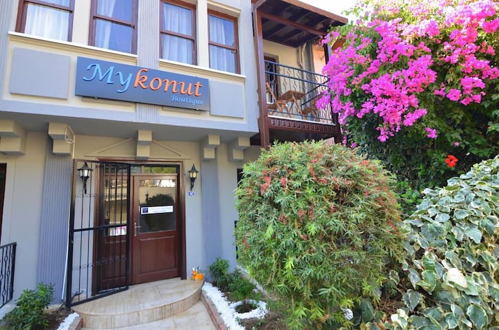 Mykonut managed Airbnb listing 3