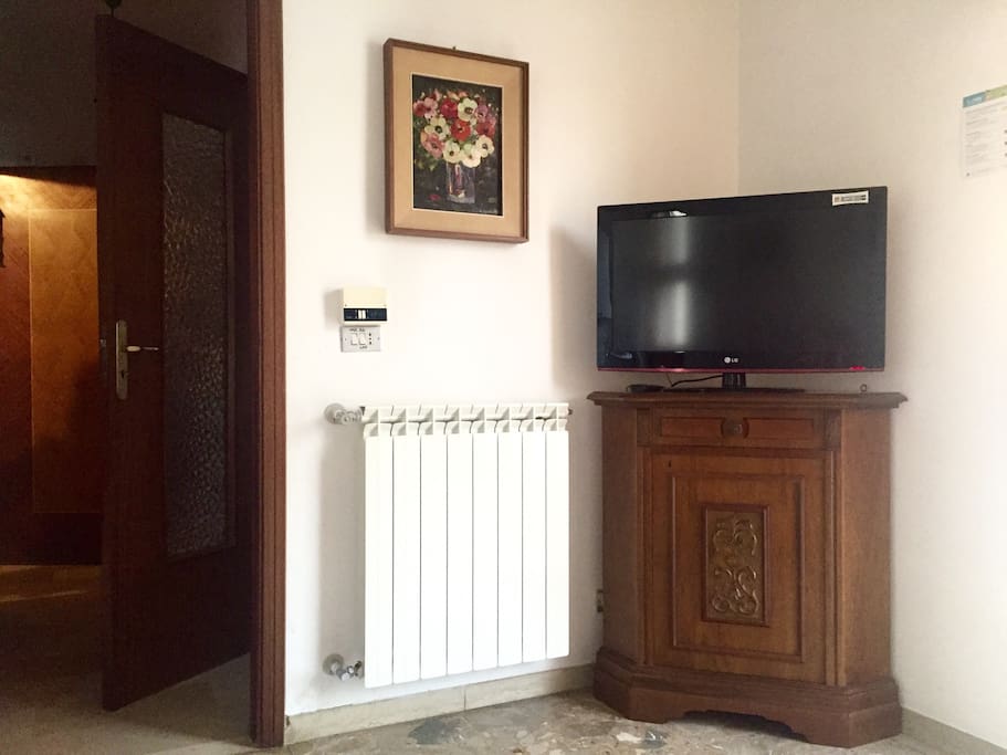 TV lcd flat screen