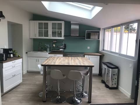 "Nights at the port" Port des Minimes – Villa B