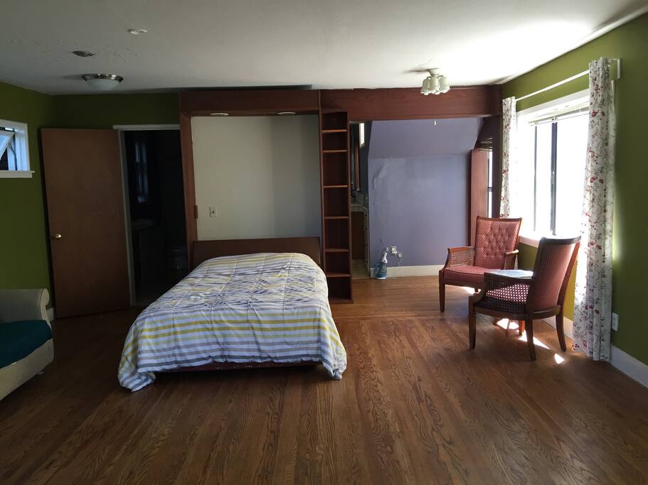 Murphy bed, cool chairs.. :)