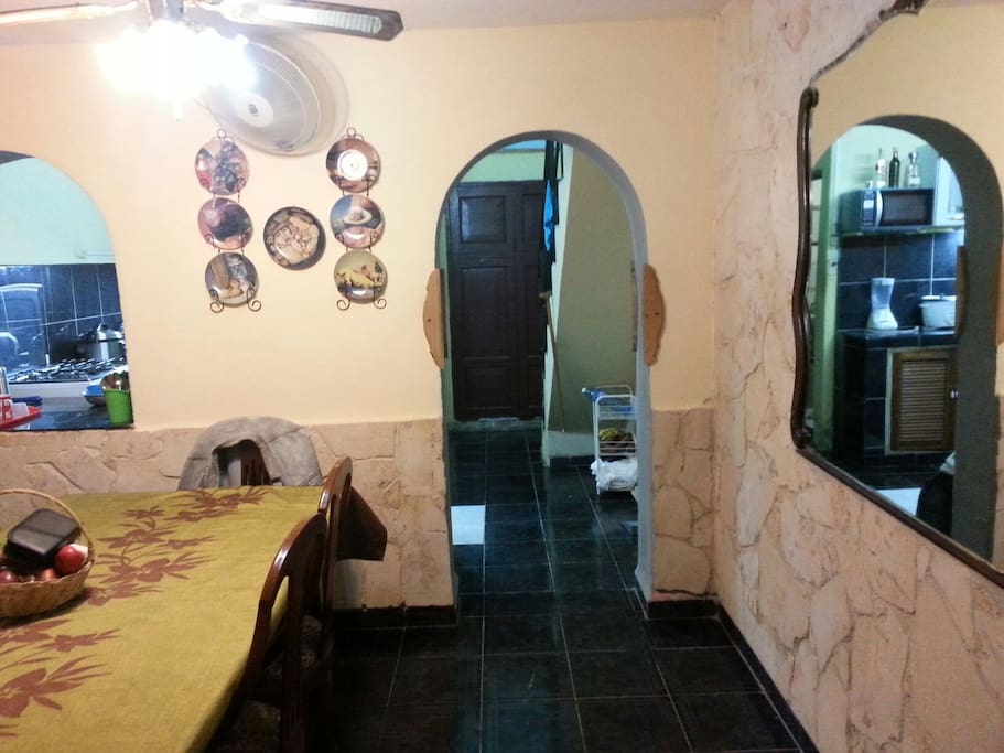 Dining room common