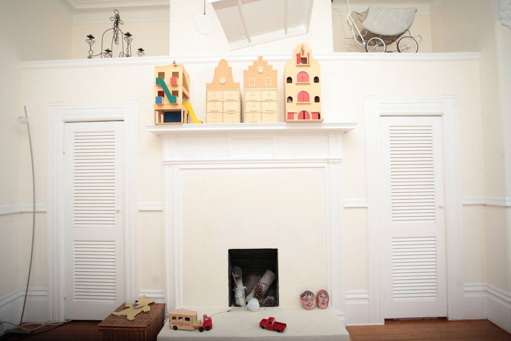 Original Victorian era mantelpiece