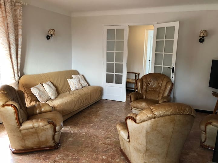 Villa Privée Avec Piscine, 4 Chambres - Roquebrune-sur-Argens