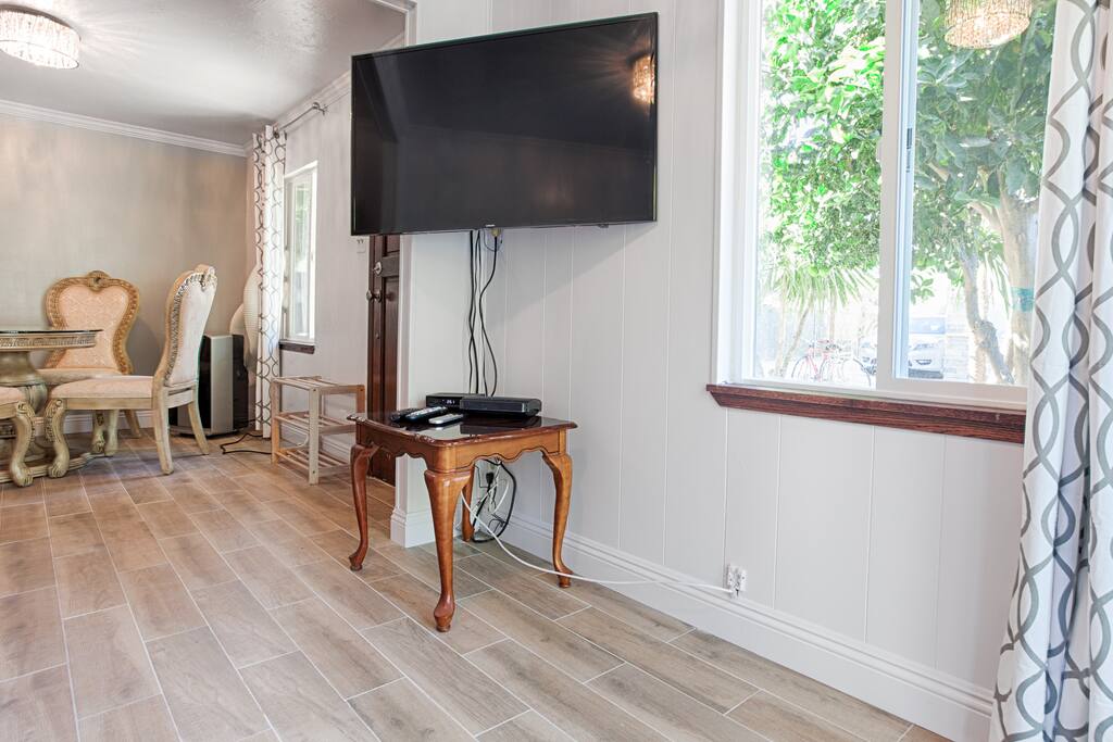 Living/ Dining Area