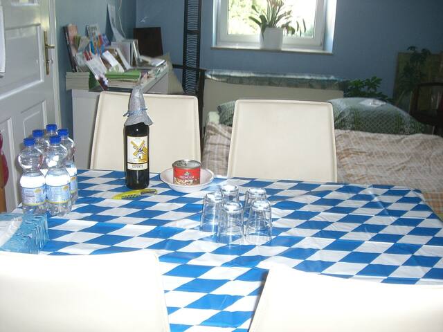 Central flat for up to 8 persons gallery image 5