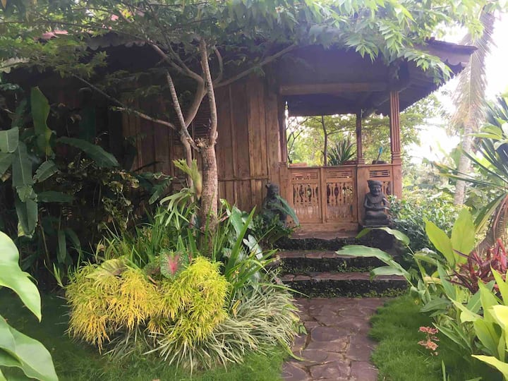 Joglo3 Lovely Room With Jungle And Sea View - Indonesia
