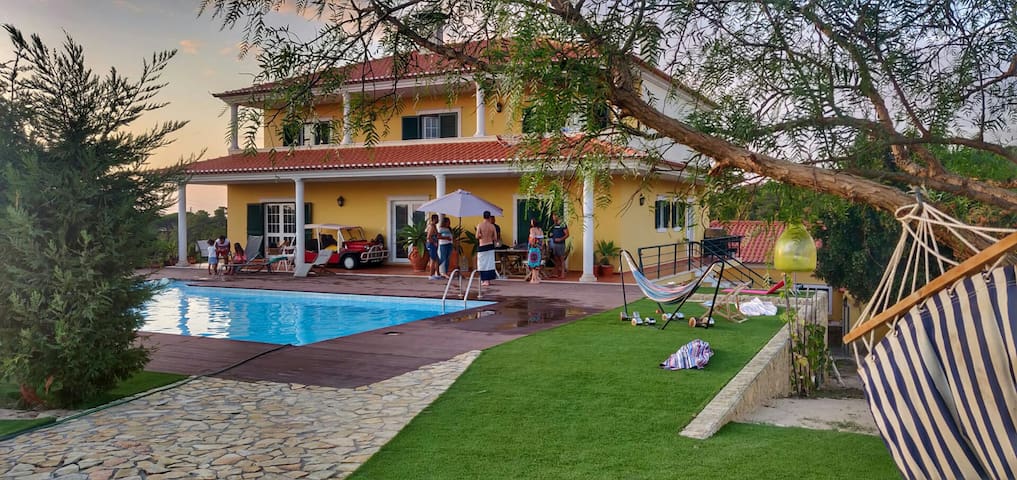 Luxury villa near Ericeira and Mafra