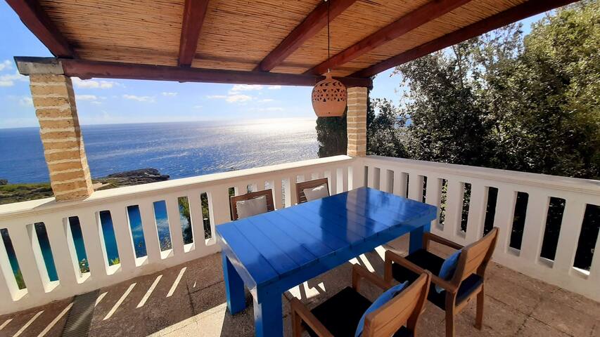 SUPERB VILLA IN THE SEA CREEK FOR EIGHT PEOPLE gallery image 4