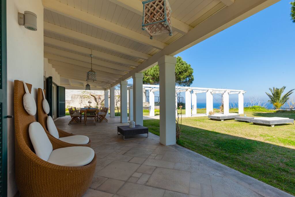 Garden Terrace