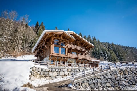 Chalet M - An Elegant, Spacious Private Residence