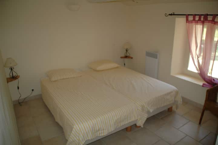 Dhomë gjumi 3