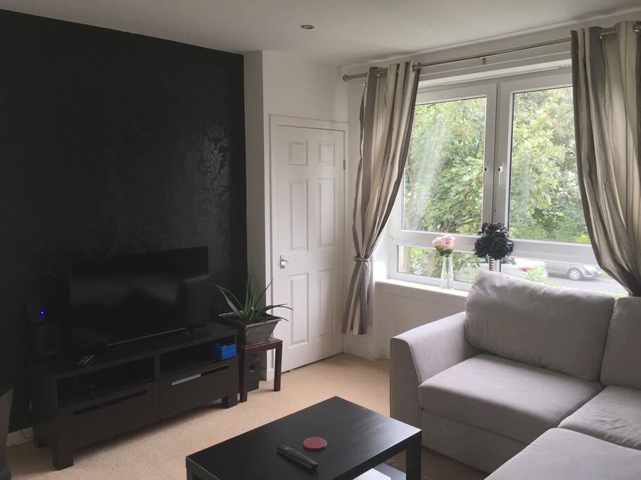 lounge,TV area