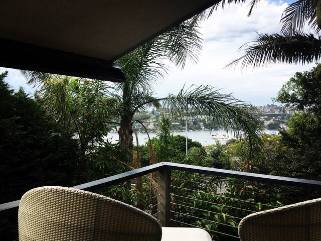 Mosman Harbourside Home gallery image 3