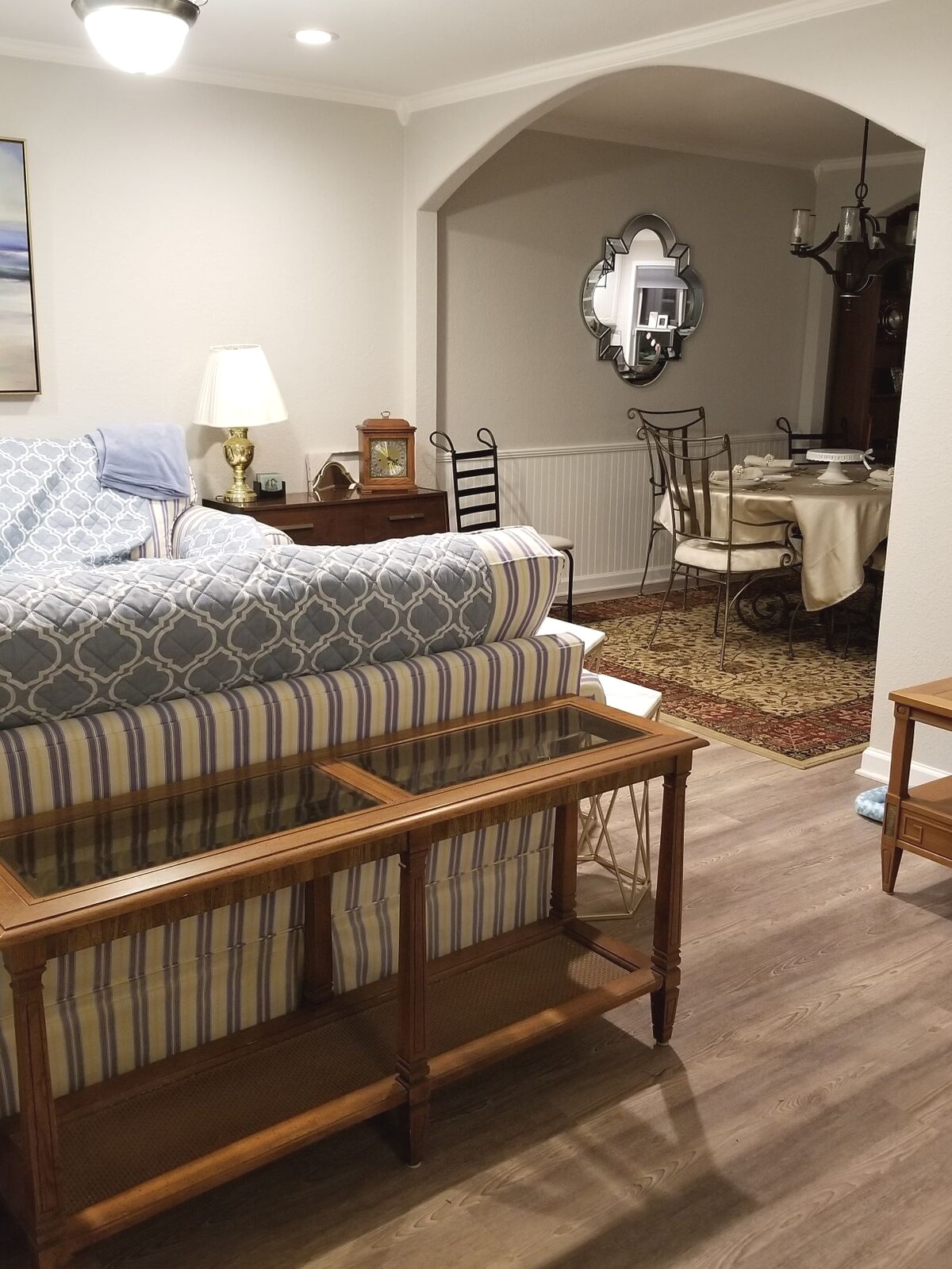 Suite in updated townhome
