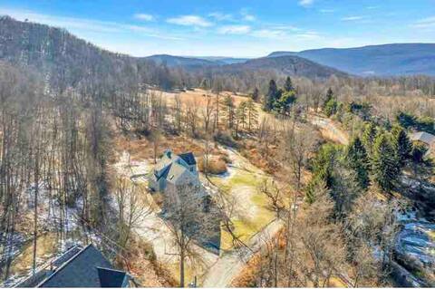 Mountain Retreat, Cornwall, NY