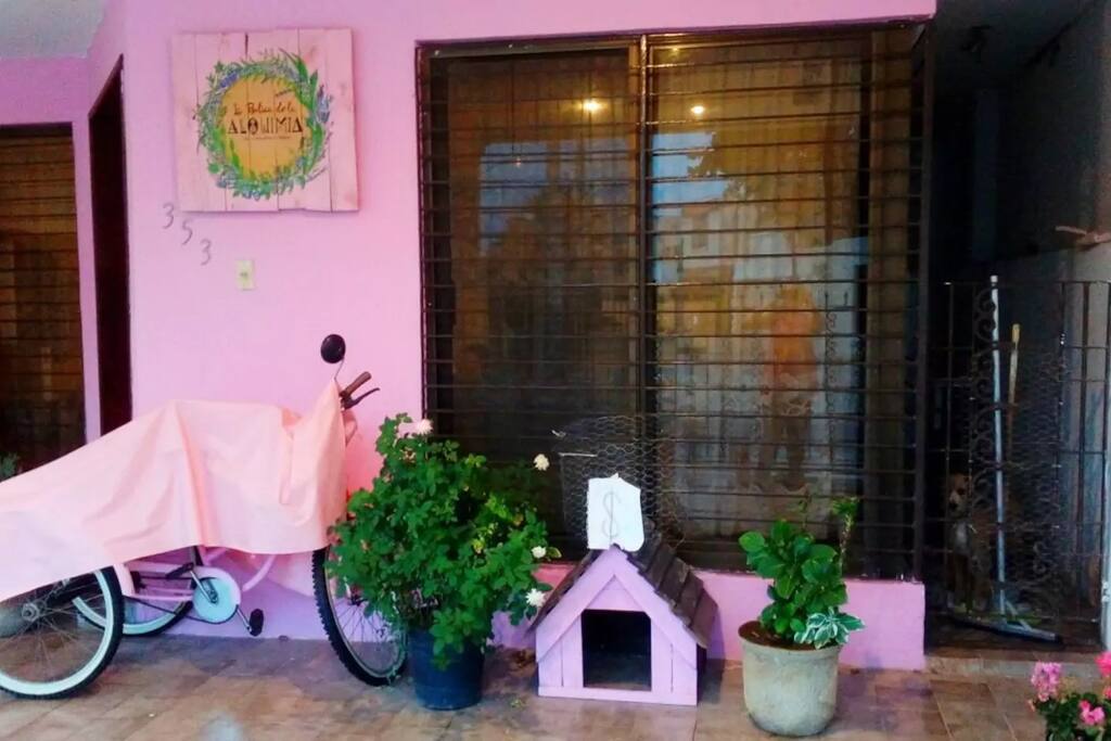 GARAGE