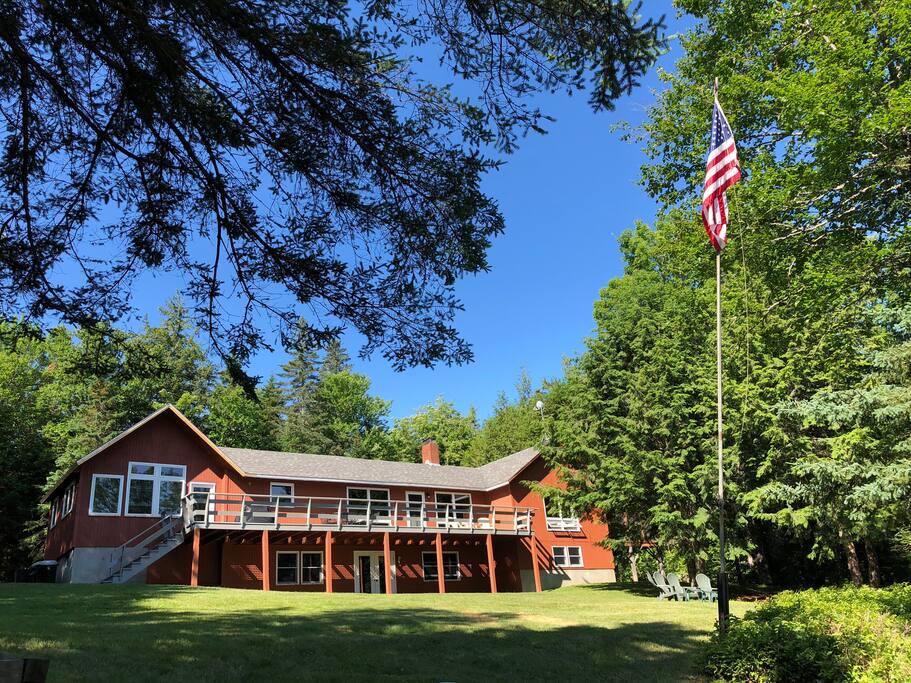 Newly Renovated 4 Bedroom Lakefront Camp Cabins for Rent in Rangeley
