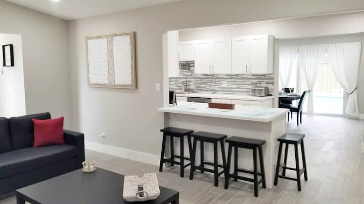 Renovated House With Heated Pool Near The Beach - Coconut Creek, FL