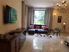 Pool+View++Suite+1+in+AB+Manor