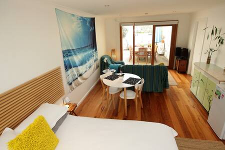 Studio close to beach, with breakfast