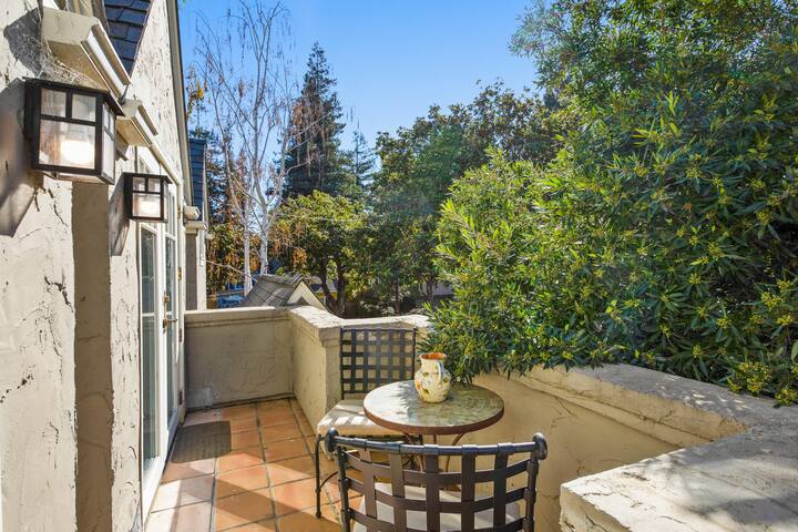 Quiet 5 Beds Kid-Friendly Mins to DTWN & Stanford gallery image 2