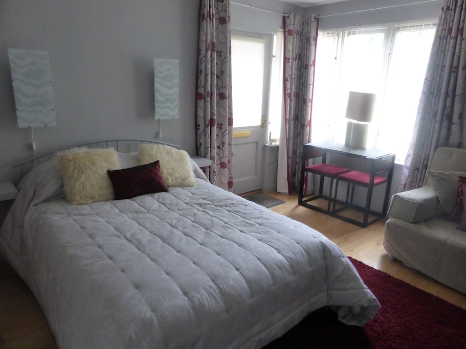 Double Bed