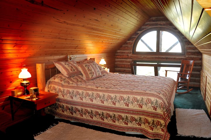 ห้องนอนใหญ่กว้างขวาง