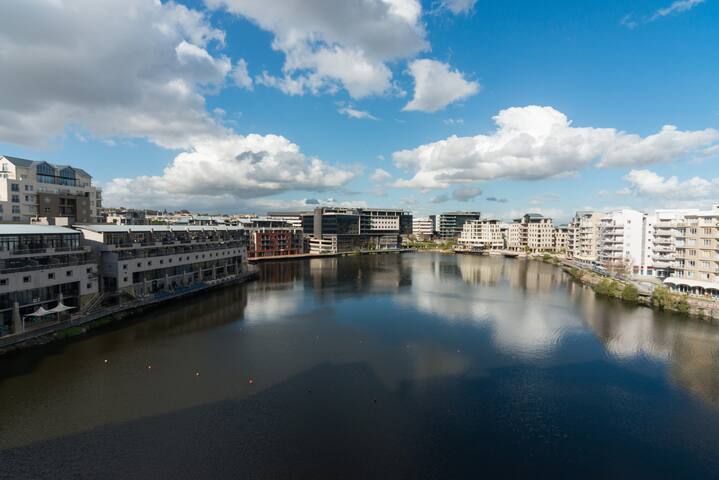 Tyger Waterfront - The Cliffs 2 Bed Apartment