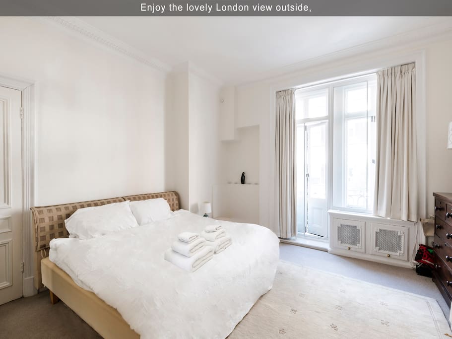 Master Bedroom–Stunning W1 APT - welcome