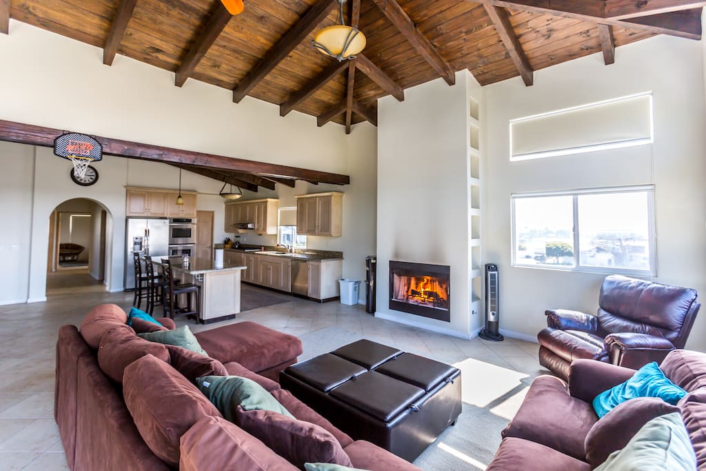 High vaulted ceilings throughout 2nd floor of house