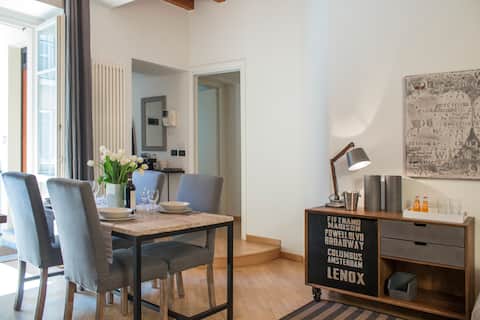 MODERN COMFORT IN OLD TOWN