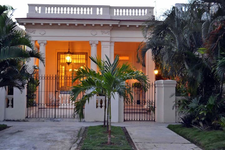 Stylish Spanish Mansion in Havana